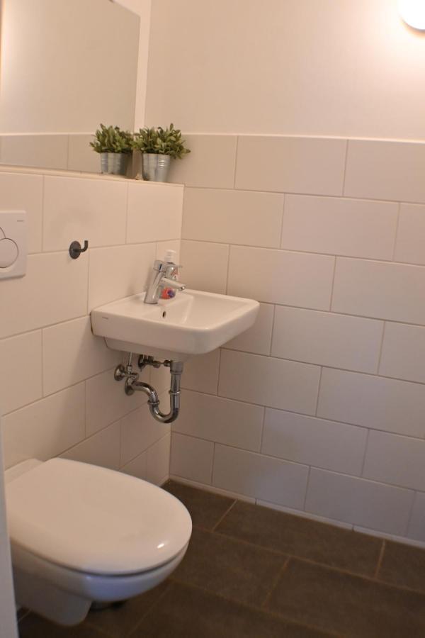 Kuhstall Mit Schick Geschendorf Exterior photo