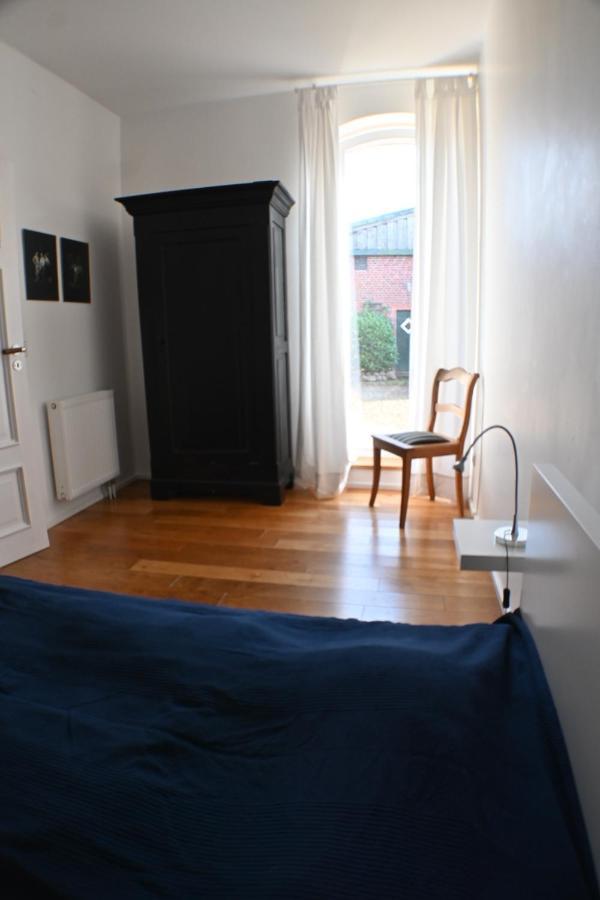 Kuhstall Mit Schick Geschendorf Exterior photo