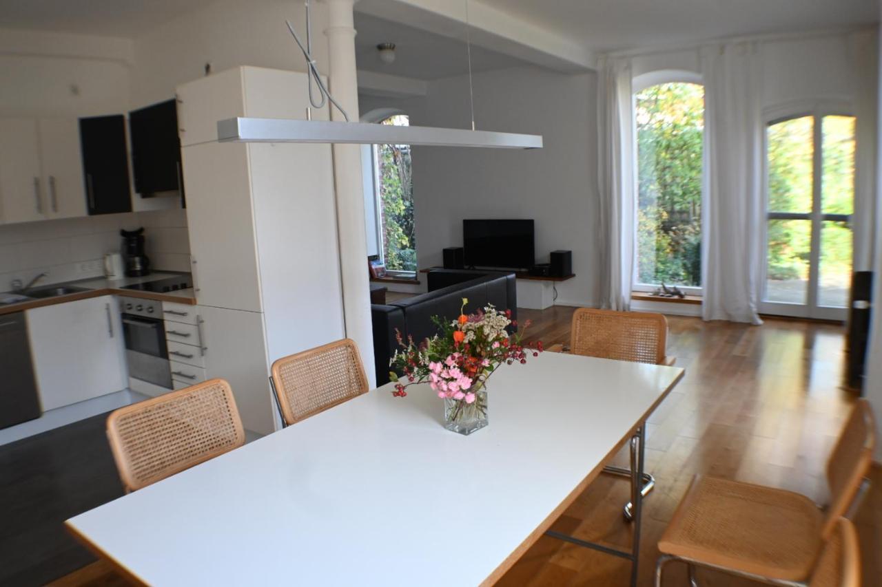 Kuhstall Mit Schick Geschendorf Exterior photo